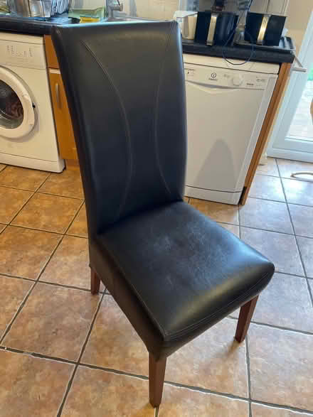 Photo of free Dining chair (CV23, Coton Park) #1
