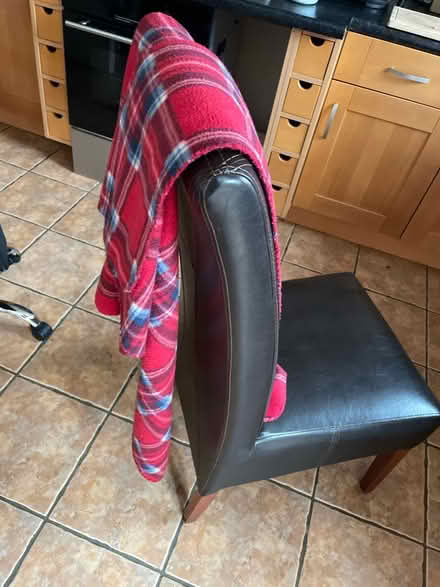 Photo of free Fleece blanket (CV23, Coton Park) #2