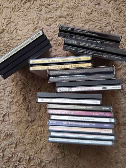 Photo of free CDs (Freehold LA1) #1