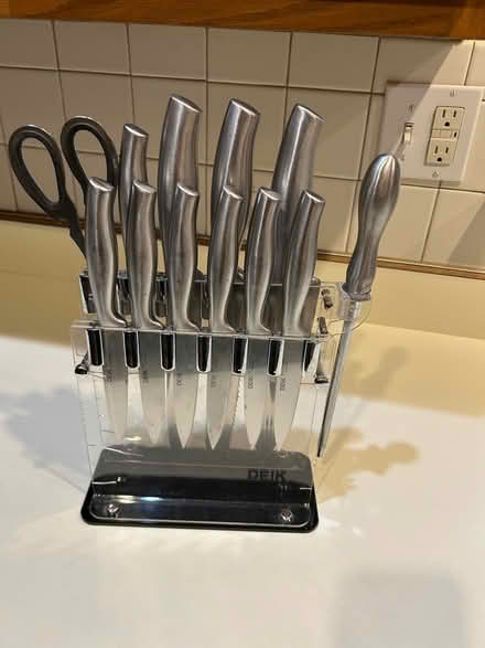 Photo of free Diek knife set (North Wales) #2