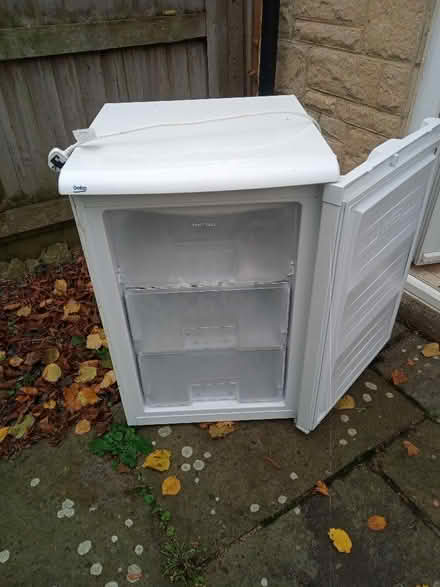 Photo of free Beko freezer (Kings Sutton OX17) #2