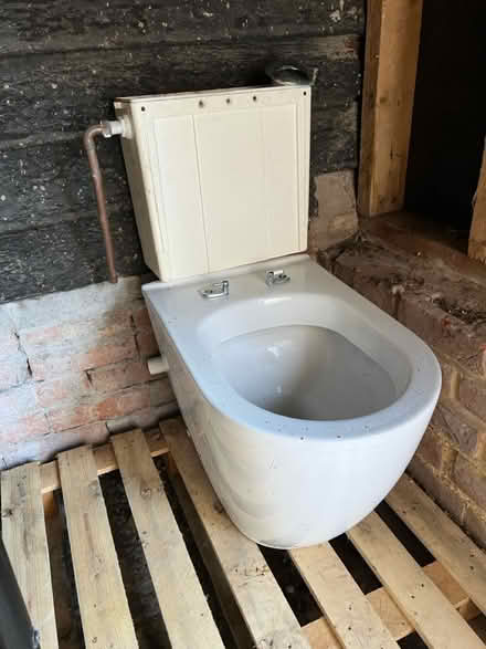 Photo of free Toilet (CM3 East Hanningfield.) #1
