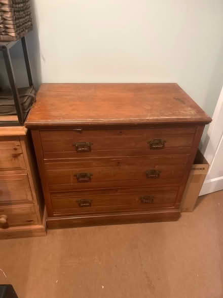 Photo of free Chest of drawers (Finchampstead RG40) #1