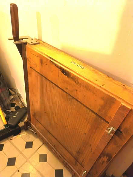 Photo of free Guillotine table size (Kingsley Park) #1