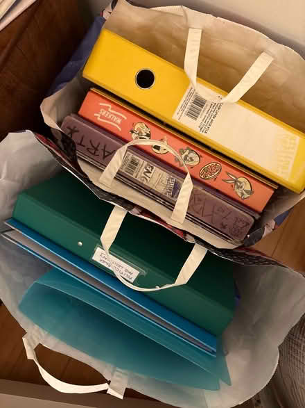 Photo of free A4 ringbinder folders (W4) #1
