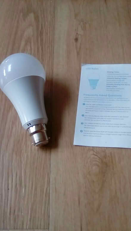 Photo of free One Smart Wi-Fi LED bulb (Priorslee TF2) #1