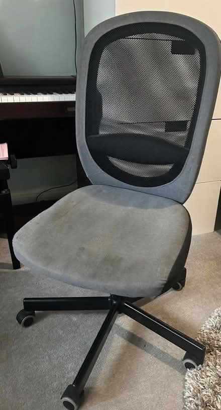 Photo of free Office style chair (Newgate Street SG13) #1