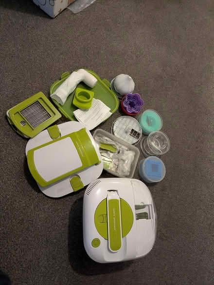 Photo of free Cook's Essentials salad Prep + box (SE25 6GH) #1