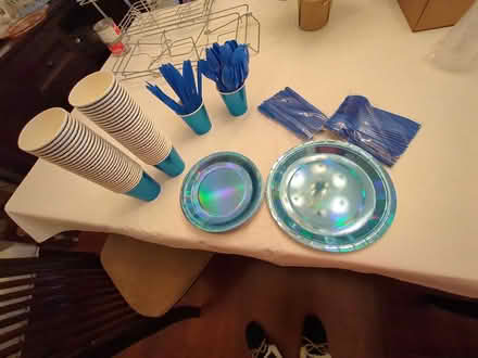 Photo of free Party supplies (Springfield, Monticello Blvd) #1
