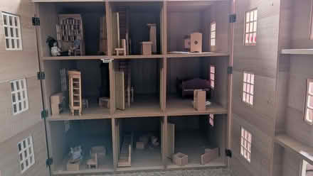 Photo of free large dolls house (Cawston CV22) #2