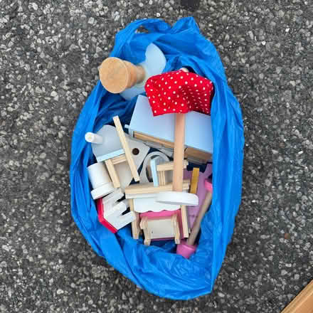 Photo of free Doll House (Hackney E9) #3