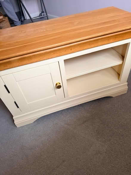 Photo of free Tv unit (Hemel Hempstead HP2) #1