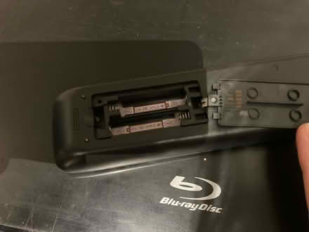 Photo of free Samsung Blu-ray player (New Mills SK22) #4