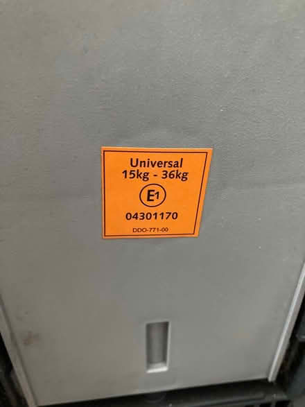 Photo of free Britax car seat (Ware, SG12) #2