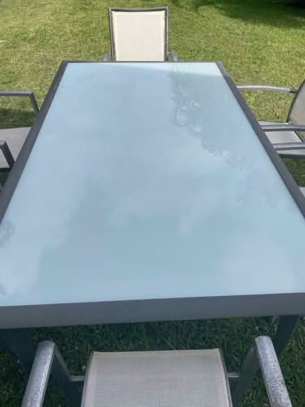 Photo of free Six seat outdoor setting (Davistown) #1