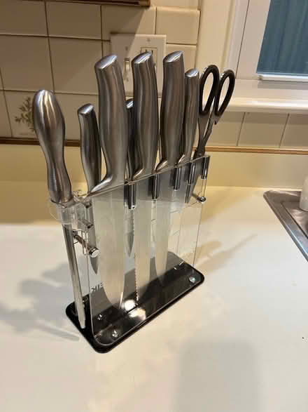 Photo of free Diek knife set (North Wales) #3