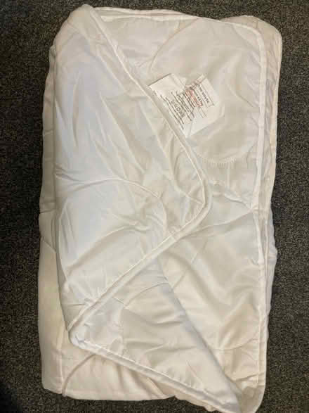 Photo of free Bedding for child cot bed (AB32) #2