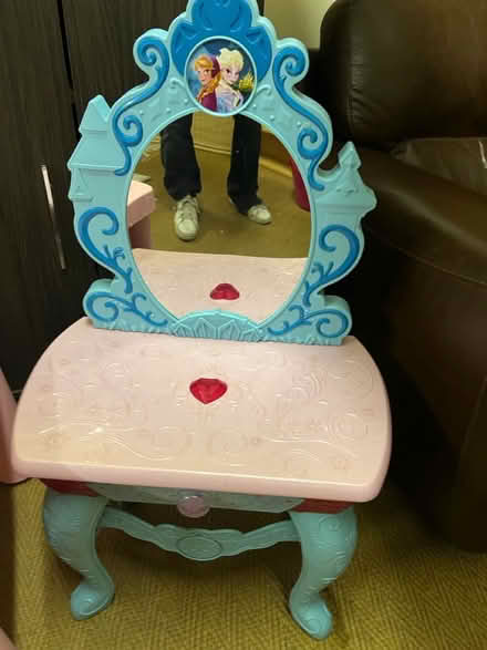 Photo of free Elsa+Anna Frozen hologram dressingT (CM3 East Hanningfield.) #1