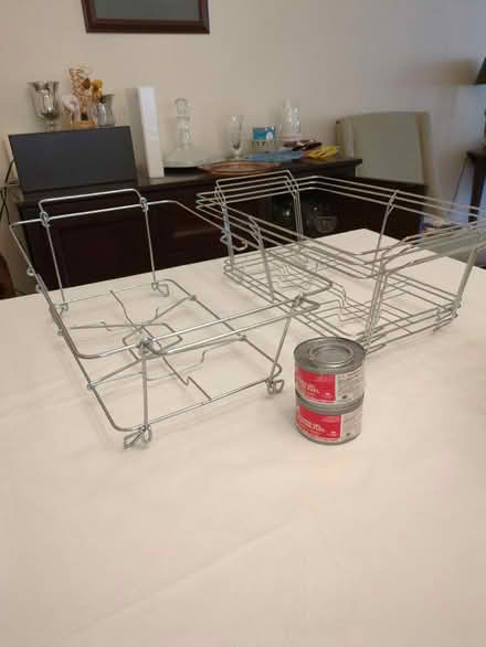 Photo of free Chafing servers (Springfield, Monticello Blvd) #1