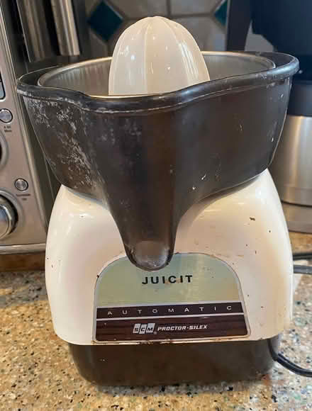 Photo of free Mixer and bowls, juicer, pitcher (Community Center) #2