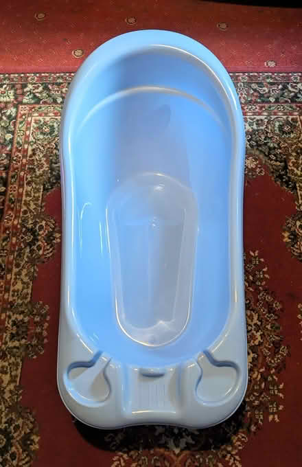 Photo of free 100L Plastic Baby Bath (PL4 Greenbank.) #1
