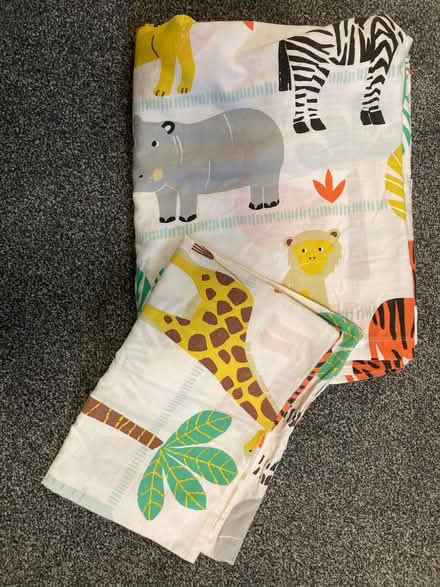 Photo of free Bedding for child cot bed (AB32) #1