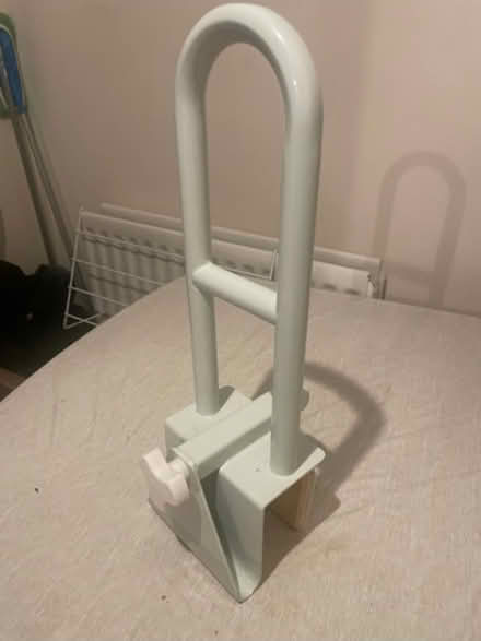 Photo of free Bath safety rail (Aylesbury HP19 9) #1