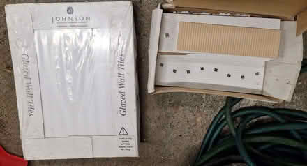 Photo of free Vinyl and ceramic tiles (Brookfield PA5) #3