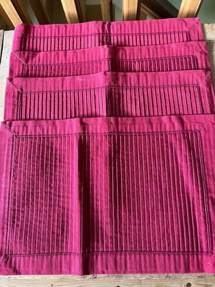 Photo of free placemats and serviettes (Poulner BH24) #1
