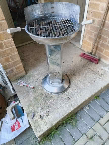 Photo of free BBQ (Wr10 1nr) #1