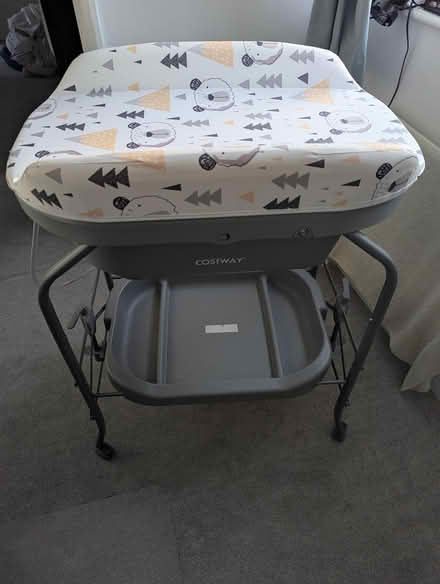 Photo of free Baby bath (Coventry, CV5) #2