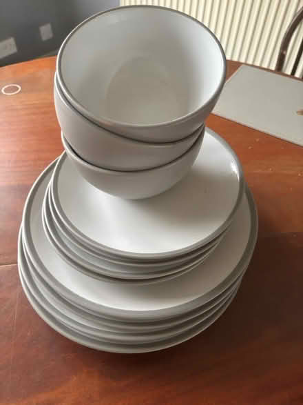 Photo of free Dinner set (Clayton BD14) #1