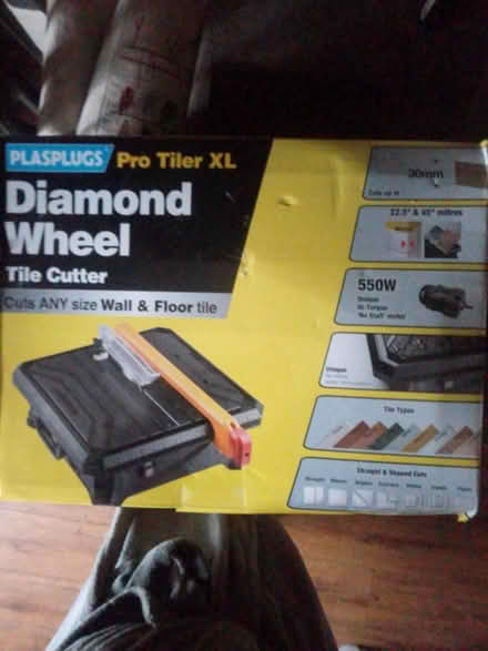 Photo of free 550w tile cutter (Ronnis mount Ol79pe) #1