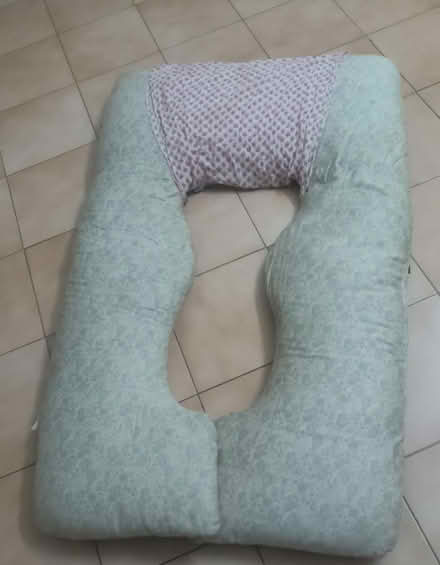 Photo of free Koozly pregnancy pillow (PN Palayam) #1