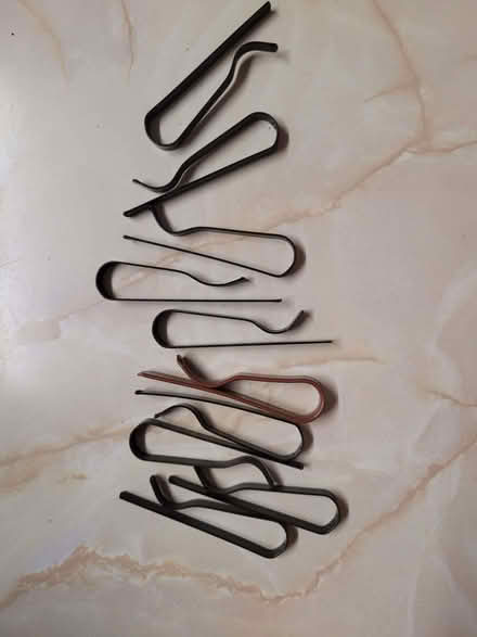 Photo of free Tablecloth clips (Wokingham RG40) #1
