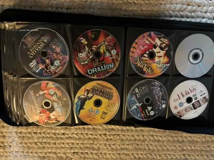 Photo of free DVDs and CDs (Ex52BU) #4