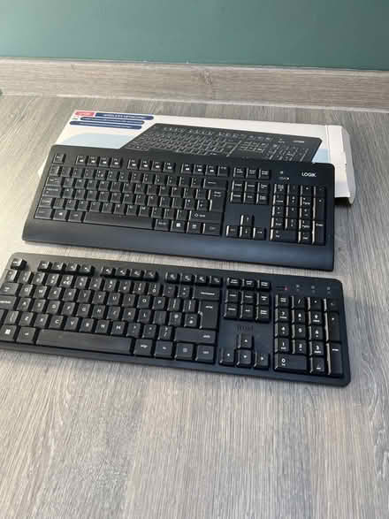 Photo of free 2 wireless keyboards. Not sure if working. (Southsea PO4) #2