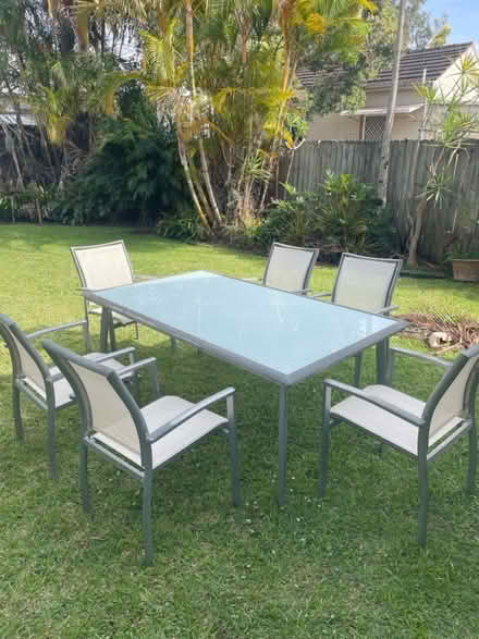 Photo of free Six seat outdoor setting (Davistown) #2