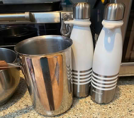 Photo of free Mixer and bowls, juicer, pitcher (Community Center) #3