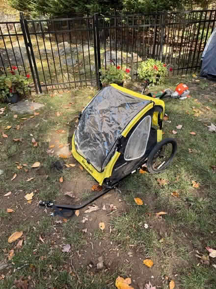 Photo of free Schwinn Bicycle Pull Behind (North Stamford, CT) #1