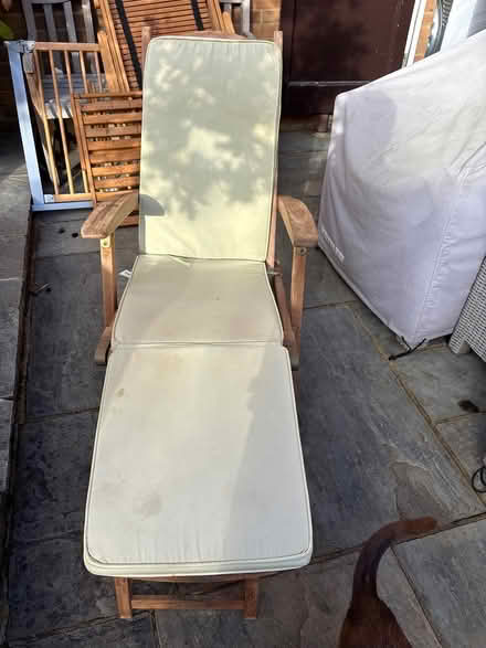 Photo of free Alexander Rose Steamer Chair (Boxmoor, Hemel Hempstead) #2