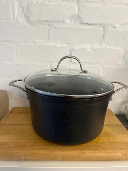 Photo of free Large saucepan with lid (Prestbury SK10) #1