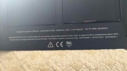 Photo of free macbook battery (Clapham, SW4) #1