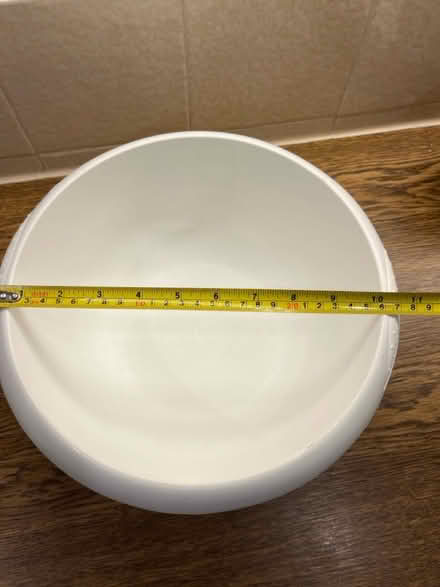 Photo of free White plastic bowl (North Hinksey OX2) #2