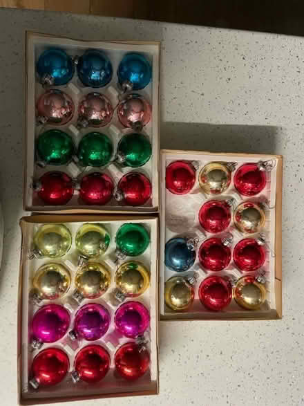 Photo of free Christmas tree baubles (Dewsbury WF13) #1