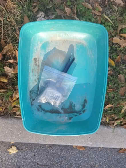 Photo of free Litter Box Igloo with Scooper (Yeadon) #2