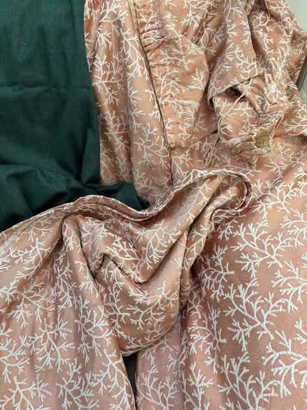 Photo of free Fabric bundle- fashion, tailoring, inc. wool, long lengths (Oxhey Hall WD19) #4