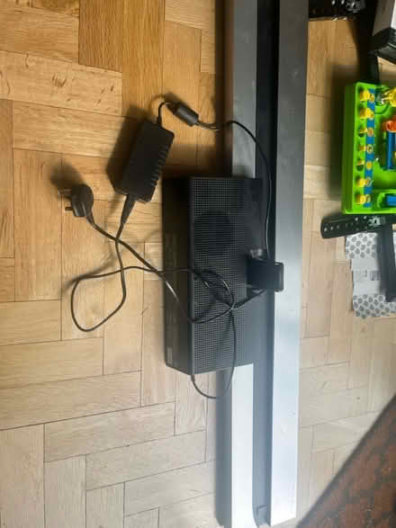 Photo of free Sony Tv stand/sound bar (Epsom KT17) #1