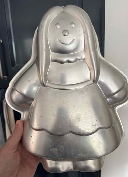Photo of free Cake tin (Bracknell Forest RG12) #1