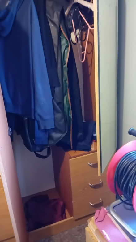 Photo of free Wardrobe/ 2 chest drawers (Lower Clapton E9) #2